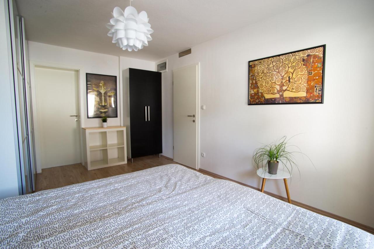 Apartment Beautiful Lake View Bled Bagian luar foto